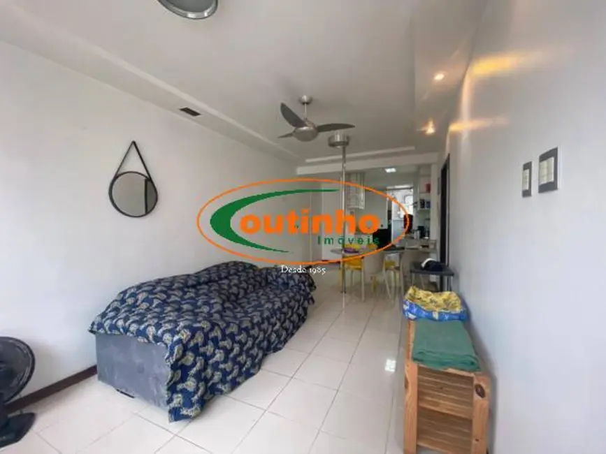 Foto 4 de Apartamento com 2 quartos à venda, 56m2 em Grajaú, Rio De Janeiro - RJ