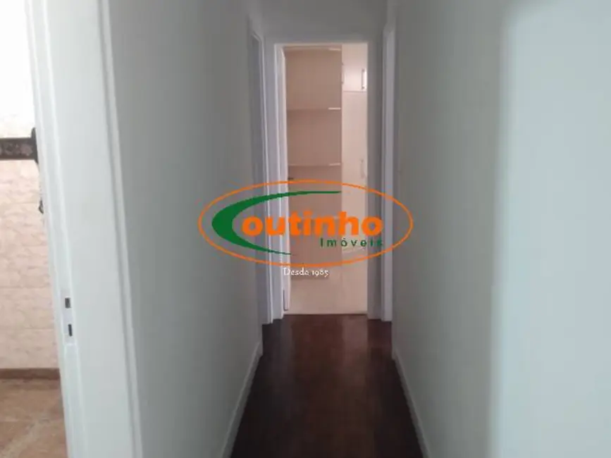 Apartamento com 2 quartos à venda, 70m2 em Tijuca, Rio De Janeiro - RJ - imagem 6 Foto 6 de Apartamento com 2 quartos à venda, 70m2 em Tijuca, Rio De Janeiro - RJ