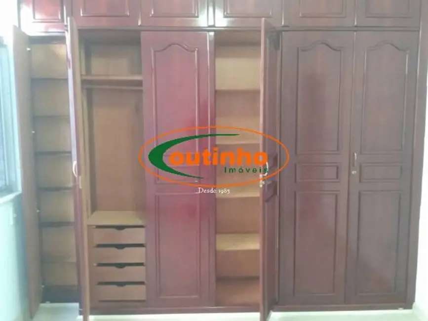 Apartamento com 2 quartos à venda, 70m2 em Tijuca, Rio De Janeiro - RJ - imagem 9 Foto 9 de Apartamento com 2 quartos à venda, 70m2 em Tijuca, Rio De Janeiro - RJ