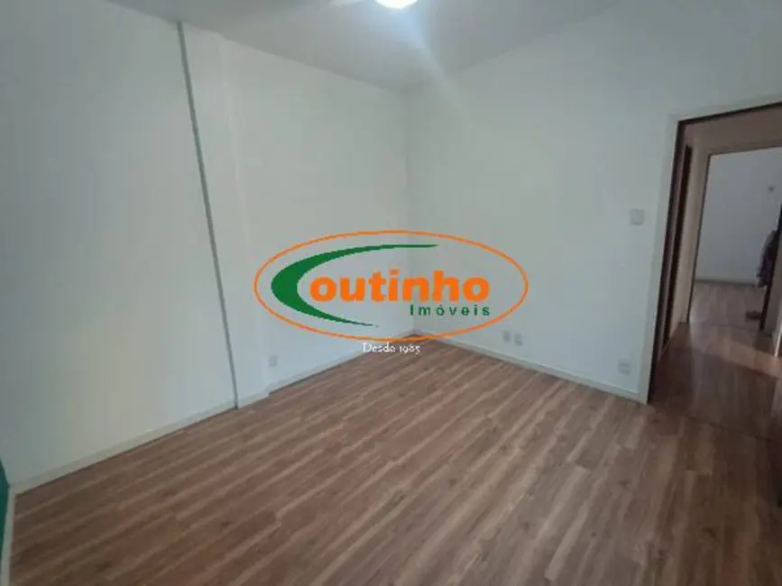 Apartamento com 2 quartos à venda, 70m2 em Tijuca, Rio De Janeiro - RJ - imagem 6 Foto 6 de Apartamento com 2 quartos à venda, 70m2 em Tijuca, Rio De Janeiro - RJ
