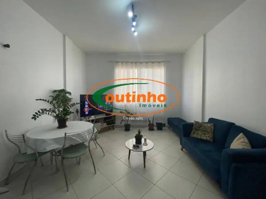 Foto 2 de Apartamento com 2 quartos à venda, 75m2 em Tijuca, Rio De Janeiro - RJ