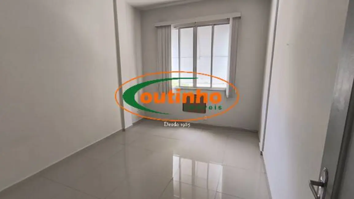 Apartamento com 2 quartos à venda, 69m2 em Tijuca, Rio De Janeiro - RJ - imagem 7 Foto 7 de Apartamento com 2 quartos à venda, 69m2 em Tijuca, Rio De Janeiro - RJ