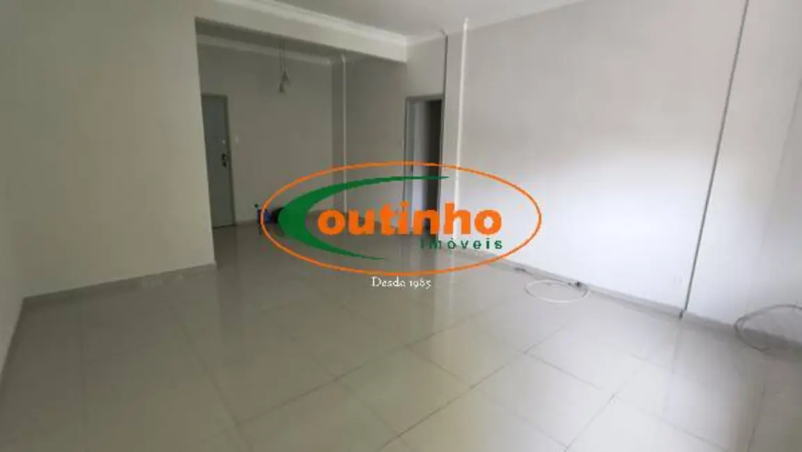 Apartamento com 2 quartos à venda, 69m2 em Tijuca, Rio De Janeiro - RJ - imagem 3 Foto 3 de Apartamento com 2 quartos à venda, 69m2 em Tijuca, Rio De Janeiro - RJ