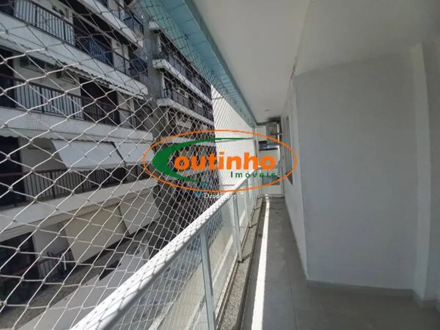 Foto 2 de Apartamento com 2 quartos à venda, 64m2 em Tijuca, Rio De Janeiro - RJ