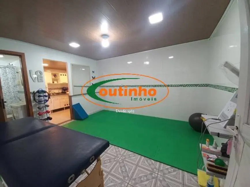 Casa com 3 quartos à venda, 76m2 em Tijuca, Rio De Janeiro - RJ - imagem 4 Foto 4 de Casa com 3 quartos à venda, 76m2 em Tijuca, Rio De Janeiro - RJ
