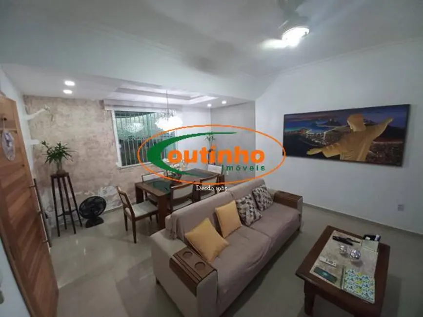 Casa com 3 quartos à venda, 76m2 em Tijuca, Rio De Janeiro - RJ - imagem 2 Foto 2 de Casa com 3 quartos à venda, 76m2 em Tijuca, Rio De Janeiro - RJ