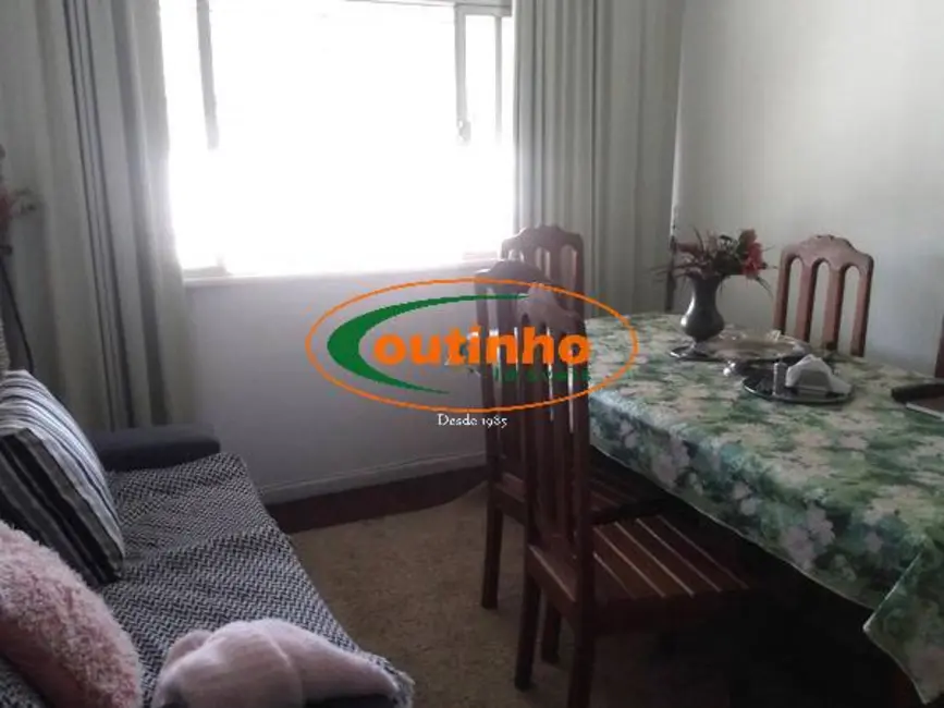Apartamento com 2 quartos à venda, 62m2 em Tijuca, Rio De Janeiro - RJ - imagem 1 Foto 1 de Apartamento com 2 quartos à venda, 62m2 em Tijuca, Rio De Janeiro - RJ