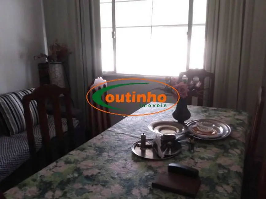 Apartamento com 2 quartos à venda, 62m2 em Tijuca, Rio De Janeiro - RJ - imagem 2 Foto 2 de Apartamento com 2 quartos à venda, 62m2 em Tijuca, Rio De Janeiro - RJ