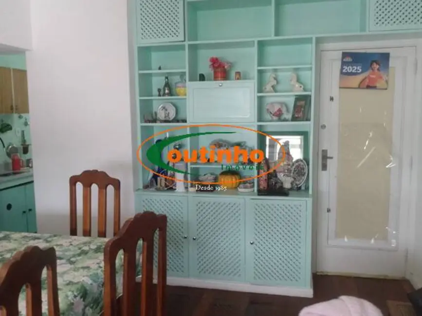 Apartamento com 2 quartos à venda, 62m2 em Tijuca, Rio De Janeiro - RJ - imagem 3 Foto 3 de Apartamento com 2 quartos à venda, 62m2 em Tijuca, Rio De Janeiro - RJ