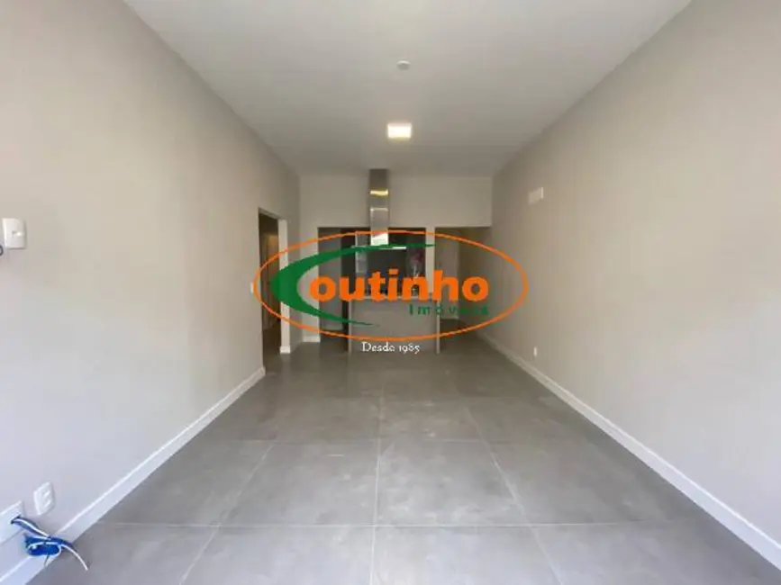 Foto 2 de Apartamento com 3 quartos à venda, 98m2 em Tijuca, Rio De Janeiro - RJ