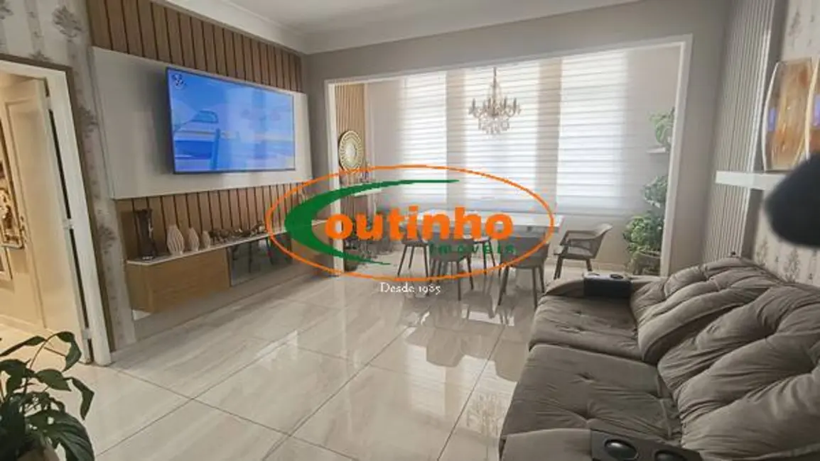 Foto 2 de Apartamento com 3 quartos à venda, 120m2 em Vila Isabel, Rio De Janeiro - RJ