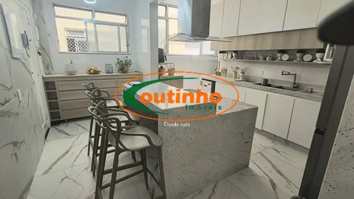 Foto 9 de Apartamento com 3 quartos à venda, 120m2 em Vila Isabel, Rio De Janeiro - RJ