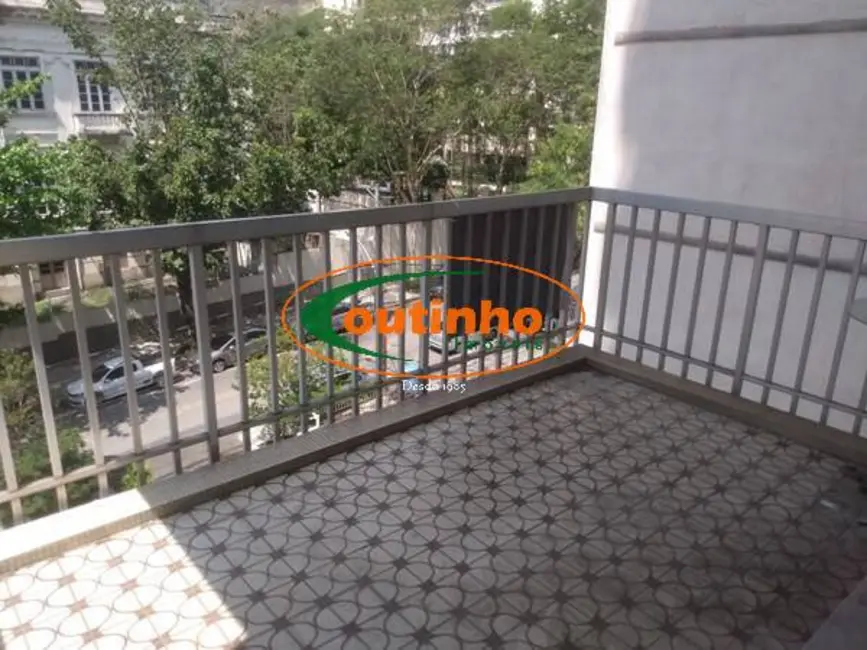 Apartamento com 4 quartos à venda, 160m2 em Tijuca, Rio De Janeiro - RJ - imagem 3 Foto 3 de Apartamento com 4 quartos à venda, 160m2 em Tijuca, Rio De Janeiro - RJ