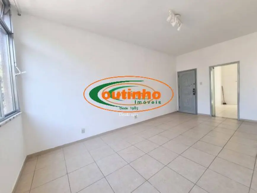 Foto 2 de Apartamento com 2 quartos à venda, 70m2 em Tijuca, Rio De Janeiro - RJ