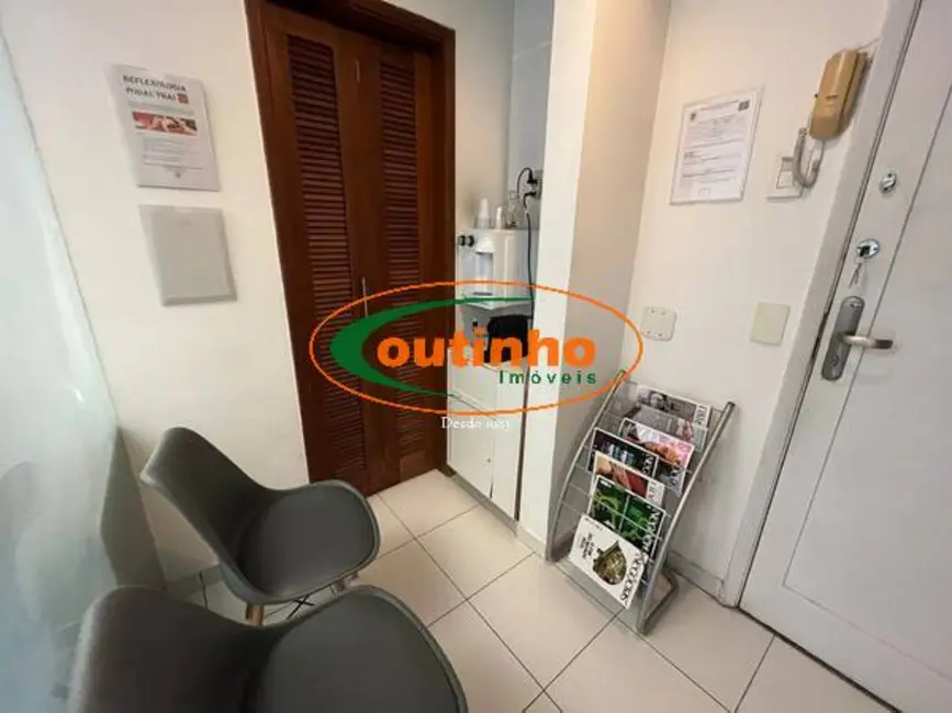 Sala Comercial à venda, 25m2 em Tijuca, Rio De Janeiro - RJ - imagem 5 Foto 5 de Sala Comercial à venda, 25m2 em Tijuca, Rio De Janeiro - RJ