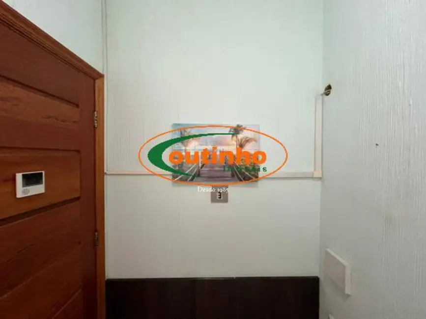 Sala Comercial à venda, 25m2 em Tijuca, Rio De Janeiro - RJ - imagem 7 Foto 7 de Sala Comercial à venda, 25m2 em Tijuca, Rio De Janeiro - RJ