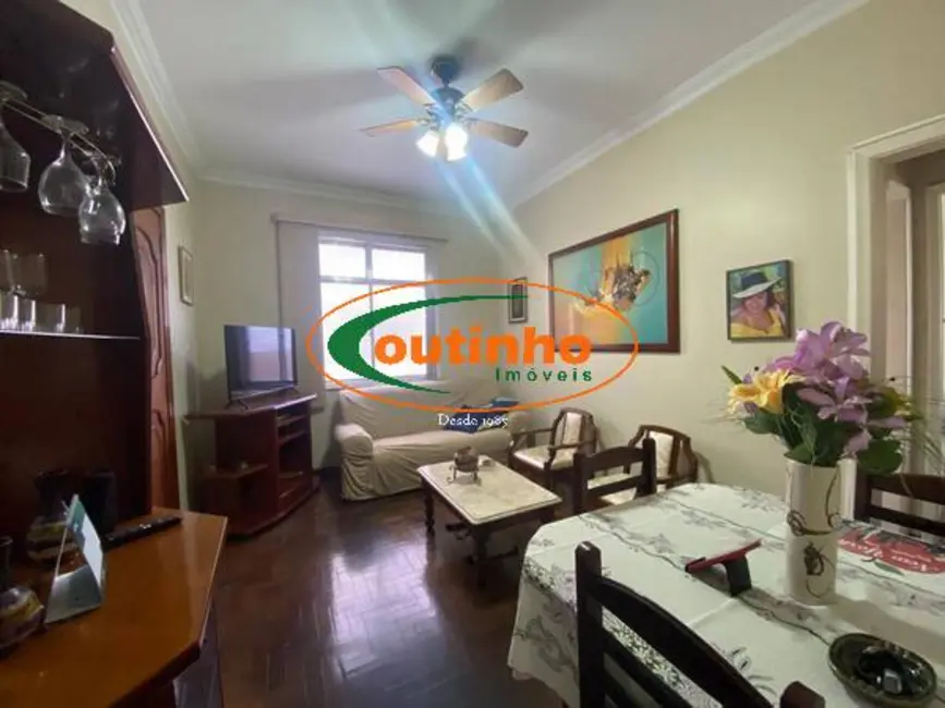 Apartamento com 2 quartos à venda, 62m2 em Tijuca, Rio De Janeiro - RJ - imagem 1 Foto 1 de Apartamento com 2 quartos à venda, 62m2 em Tijuca, Rio De Janeiro - RJ