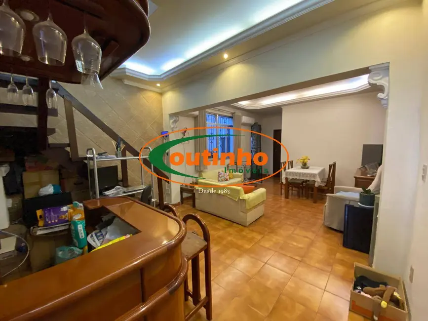 Foto 2 de Casa com 4 quartos à venda, 198m2 em Tijuca, Rio De Janeiro - RJ