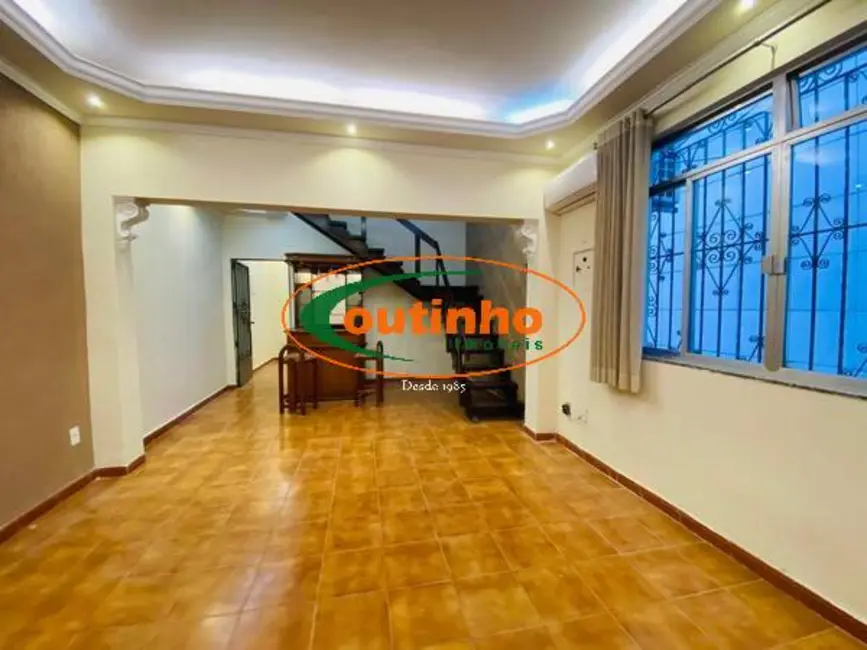 Foto 2 de Casa com 4 quartos à venda, 198m2 em Tijuca, Rio De Janeiro - RJ