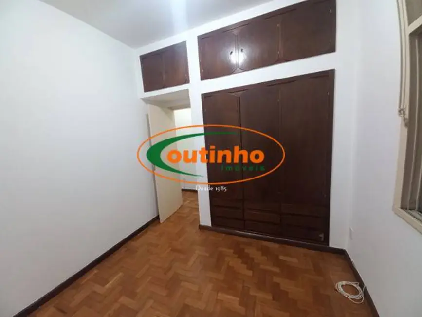 Foto 9 de Apartamento com 2 quartos à venda, 60m2 em Tijuca, Rio De Janeiro - RJ