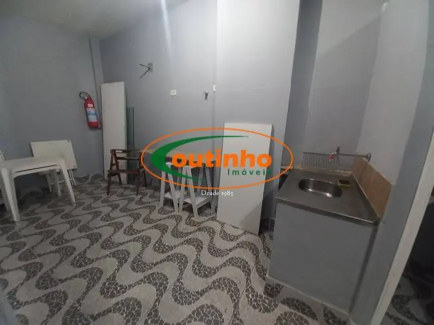 Foto 2 de Apartamento com 2 quartos à venda, 60m2 em Tijuca, Rio De Janeiro - RJ