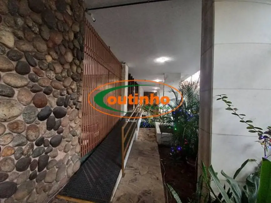 Foto 3 de Apartamento com 2 quartos à venda, 60m2 em Tijuca, Rio De Janeiro - RJ