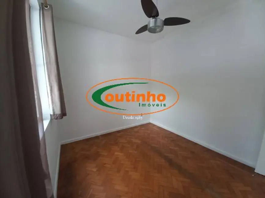 Apartamento com 2 quartos à venda, 68m2 em Tijuca, Rio De Janeiro - RJ - imagem 9 Foto 9 de Apartamento com 2 quartos à venda, 68m2 em Tijuca, Rio De Janeiro - RJ