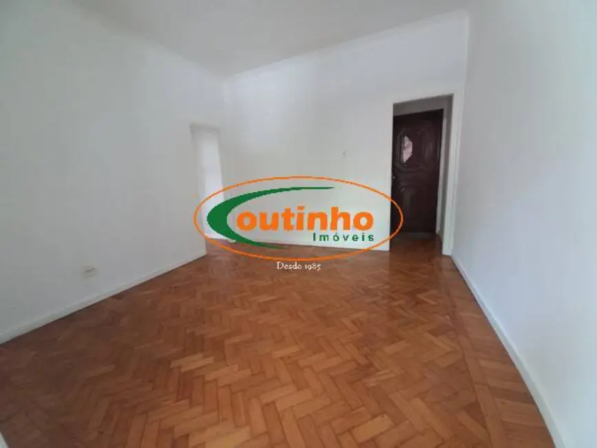 Apartamento com 2 quartos à venda, 68m2 em Tijuca, Rio De Janeiro - RJ - imagem 5 Foto 5 de Apartamento com 2 quartos à venda, 68m2 em Tijuca, Rio De Janeiro - RJ