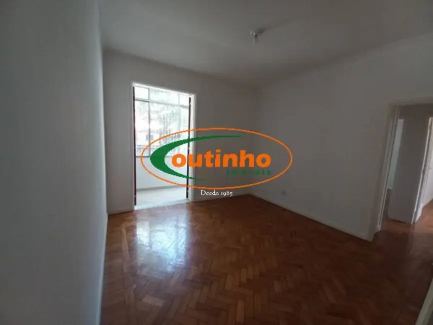 Apartamento com 2 quartos à venda, 68m2 em Tijuca, Rio De Janeiro - RJ - imagem 4 Foto 4 de Apartamento com 2 quartos à venda, 68m2 em Tijuca, Rio De Janeiro - RJ