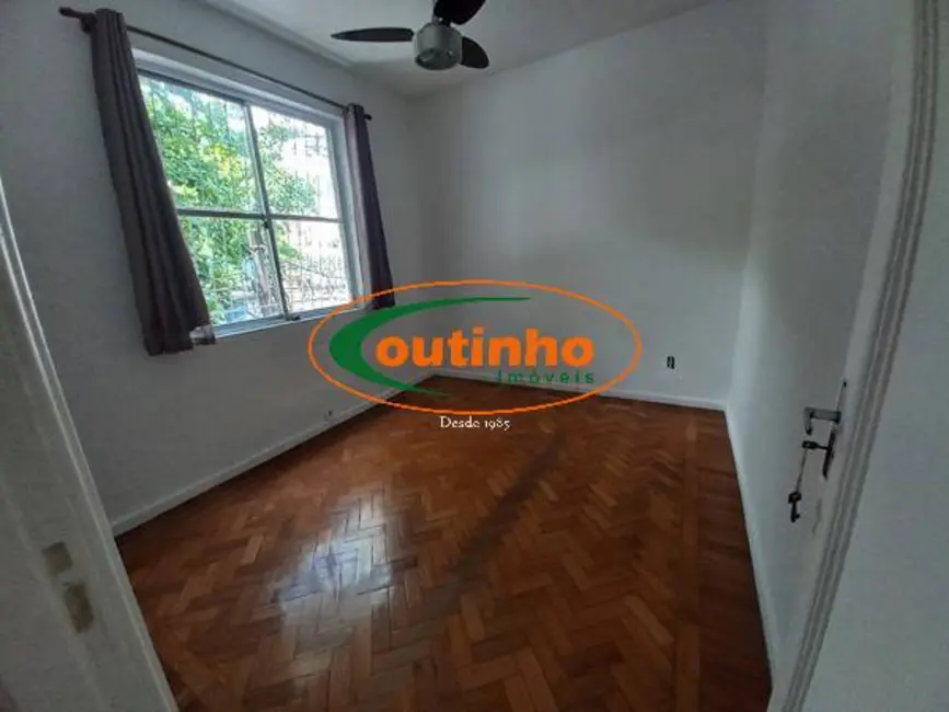 Apartamento com 2 quartos à venda, 68m2 em Tijuca, Rio De Janeiro - RJ - imagem 7 Foto 7 de Apartamento com 2 quartos à venda, 68m2 em Tijuca, Rio De Janeiro - RJ