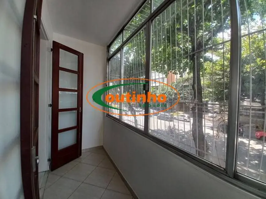 Apartamento com 2 quartos à venda, 68m2 em Tijuca, Rio De Janeiro - RJ - imagem 1 Foto 1 de Apartamento com 2 quartos à venda, 68m2 em Tijuca, Rio De Janeiro - RJ