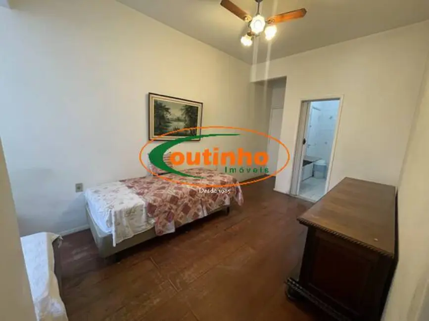 Apartamento com 1 quarto à venda, 46m2 em Tijuca, Rio De Janeiro - RJ - imagem 5 Foto 5 de Apartamento com 1 quarto à venda, 46m2 em Tijuca, Rio De Janeiro - RJ
