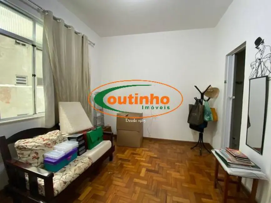 Apartamento com 1 quarto à venda, 60m2 em Tijuca, Rio De Janeiro - RJ - imagem 4 Foto 4 de Apartamento com 1 quarto à venda, 60m2 em Tijuca, Rio De Janeiro - RJ