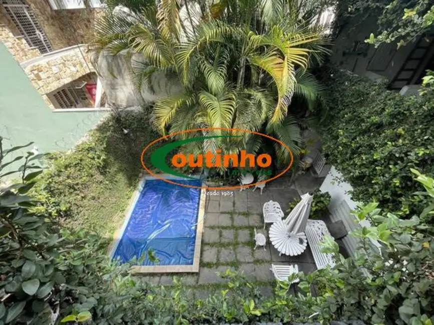 Foto 2 de Casa com 5 quartos à venda, 240m2 em Grajaú, Rio De Janeiro - RJ