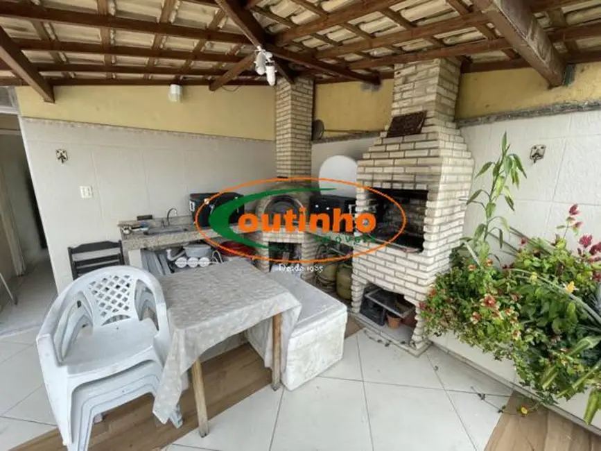 Cobertura com 3 quartos à venda, 204m2 em Tijuca, Rio De Janeiro - RJ - imagem 3 Foto 3 de Cobertura com 3 quartos à venda, 204m2 em Tijuca, Rio De Janeiro - RJ