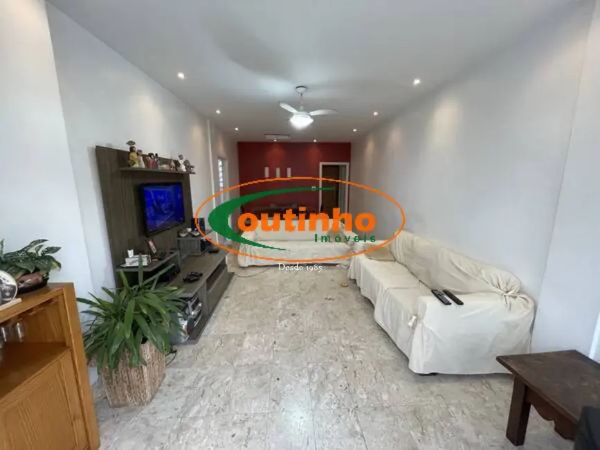 Cobertura com 3 quartos à venda, 204m2 em Tijuca, Rio De Janeiro - RJ - imagem 5 Foto 5 de Cobertura com 3 quartos à venda, 204m2 em Tijuca, Rio De Janeiro - RJ