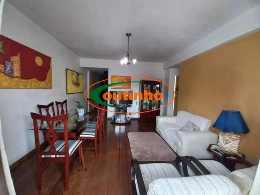 Apartamento com 2 quartos à venda, 76m2 em Tijuca, Rio De Janeiro - RJ - imagem 8 Foto 8 de Apartamento com 2 quartos à venda, 76m2 em Tijuca, Rio De Janeiro - RJ