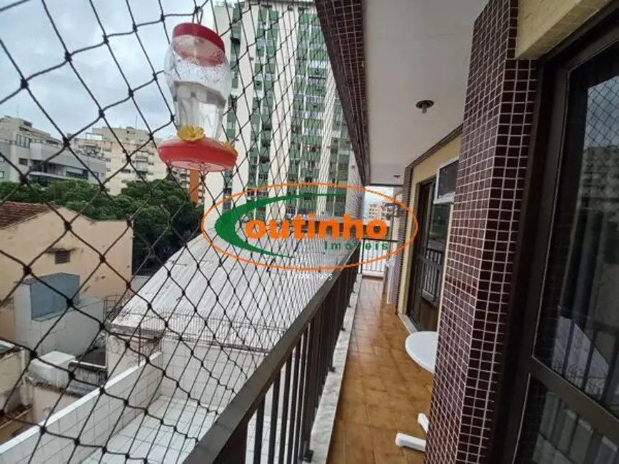Apartamento com 2 quartos à venda, 76m2 em Tijuca, Rio De Janeiro - RJ - imagem 4 Foto 4 de Apartamento com 2 quartos à venda, 76m2 em Tijuca, Rio De Janeiro - RJ