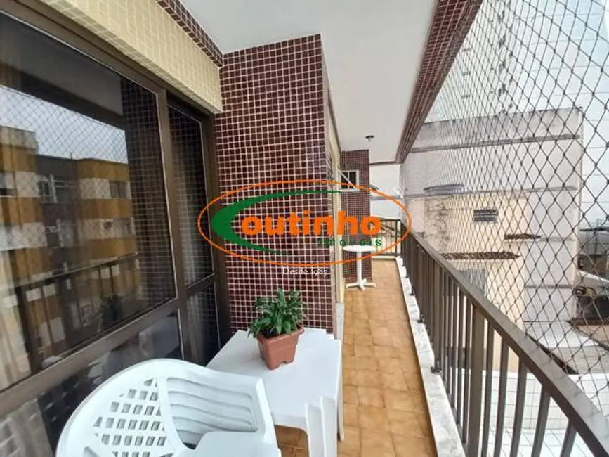 Apartamento com 2 quartos à venda, 76m2 em Tijuca, Rio De Janeiro - RJ - imagem 2 Foto 2 de Apartamento com 2 quartos à venda, 76m2 em Tijuca, Rio De Janeiro - RJ