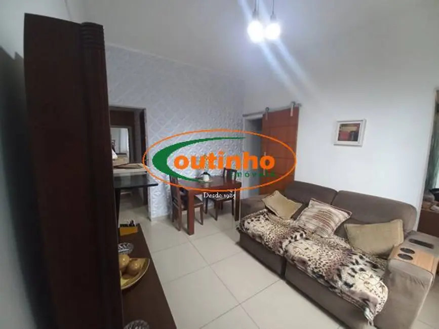 Foto 2 de Apartamento com 2 quartos à venda, 82m2 em Tijuca, Rio De Janeiro - RJ