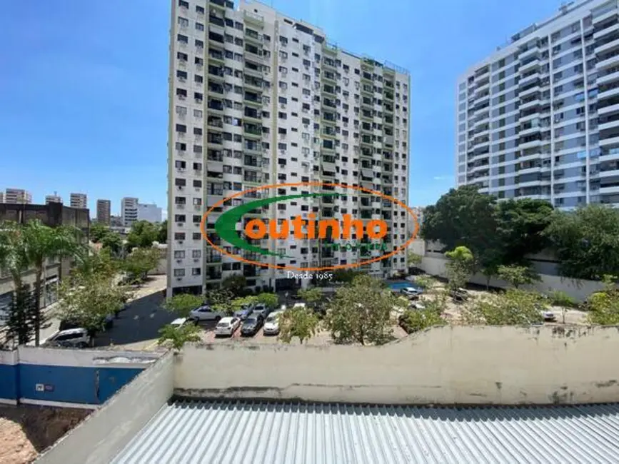 Foto 2 de Apartamento com 1 quarto à venda, 34m2 em Praça da Bandeira, Rio De Janeiro - RJ
