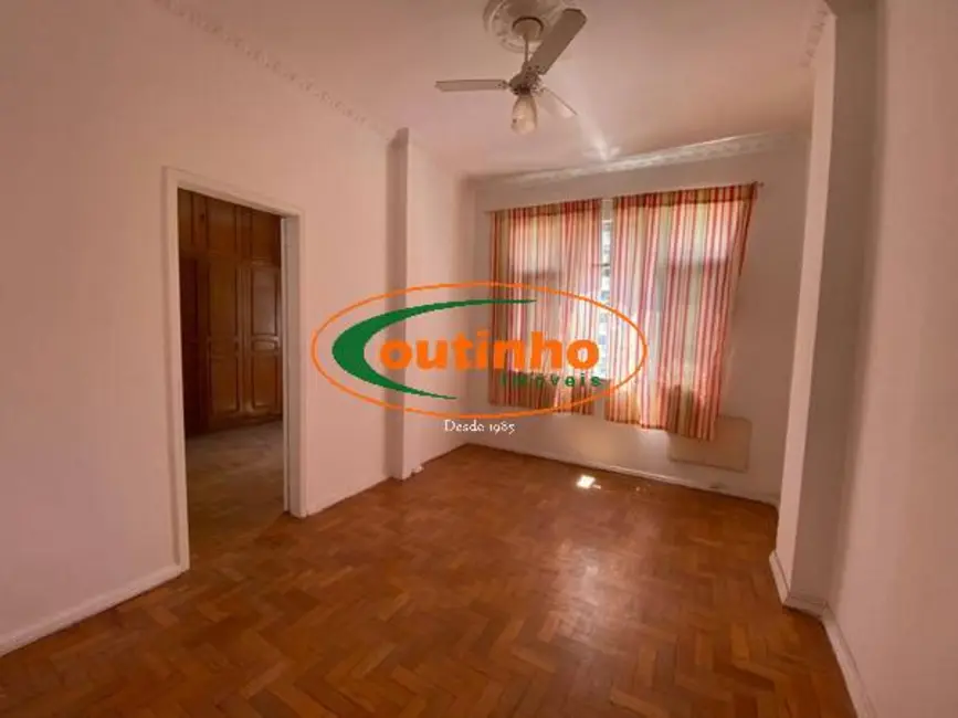 Foto 3 de Apartamento com 1 quarto à venda, 34m2 em Praça da Bandeira, Rio De Janeiro - RJ