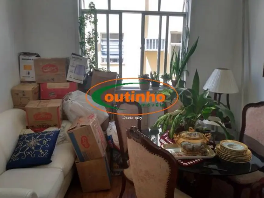 Apartamento com 1 quarto à venda, 40m2 em Tijuca, Rio De Janeiro - RJ - imagem 3 Foto 3 de Apartamento com 1 quarto à venda, 40m2 em Tijuca, Rio De Janeiro - RJ