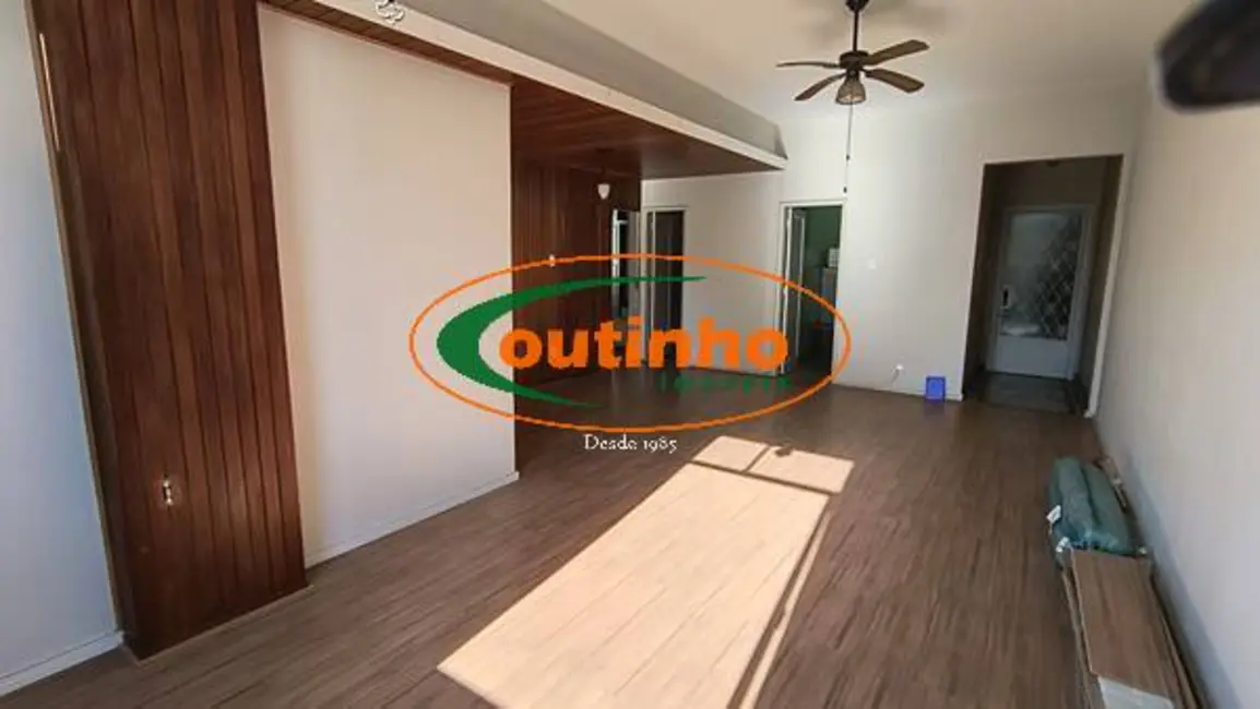 Foto 2 de Apartamento com 3 quartos à venda, 96m2 em Tijuca, Rio De Janeiro - RJ