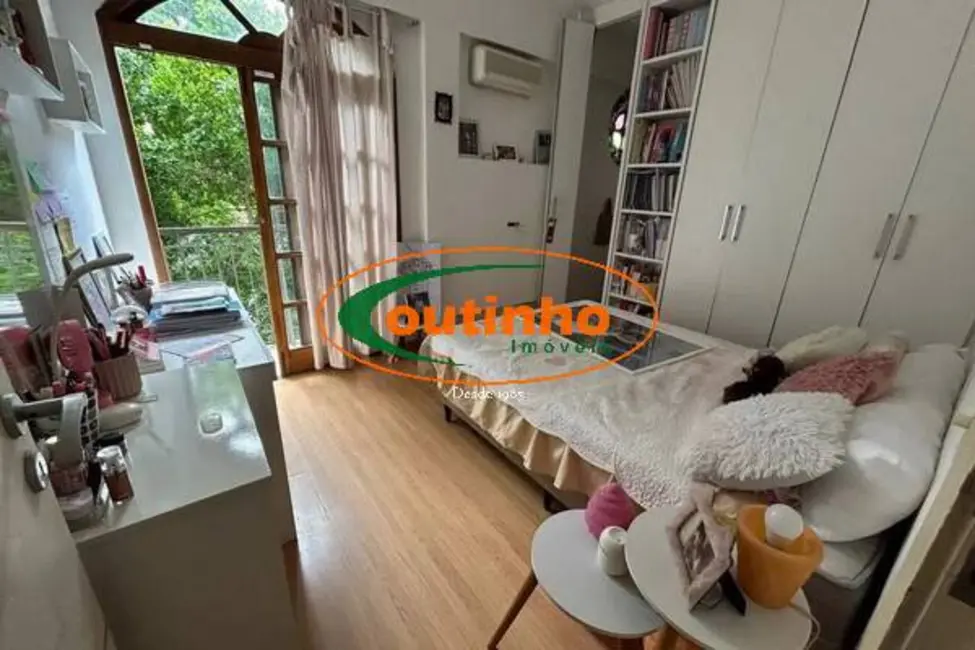 Foto 6 de Apartamento com 3 quartos à venda, 114m2 em Grajaú, Rio De Janeiro - RJ