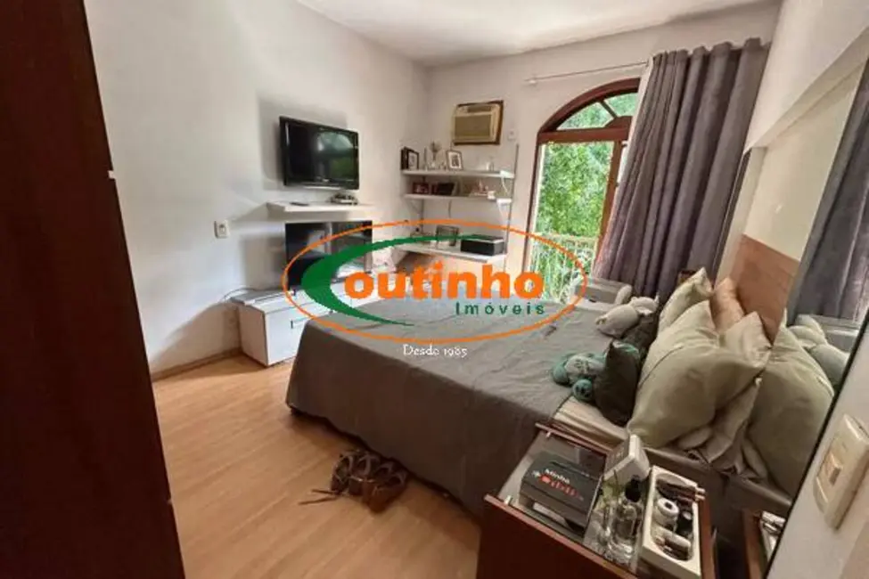 Foto 8 de Apartamento com 3 quartos à venda, 114m2 em Grajaú, Rio De Janeiro - RJ