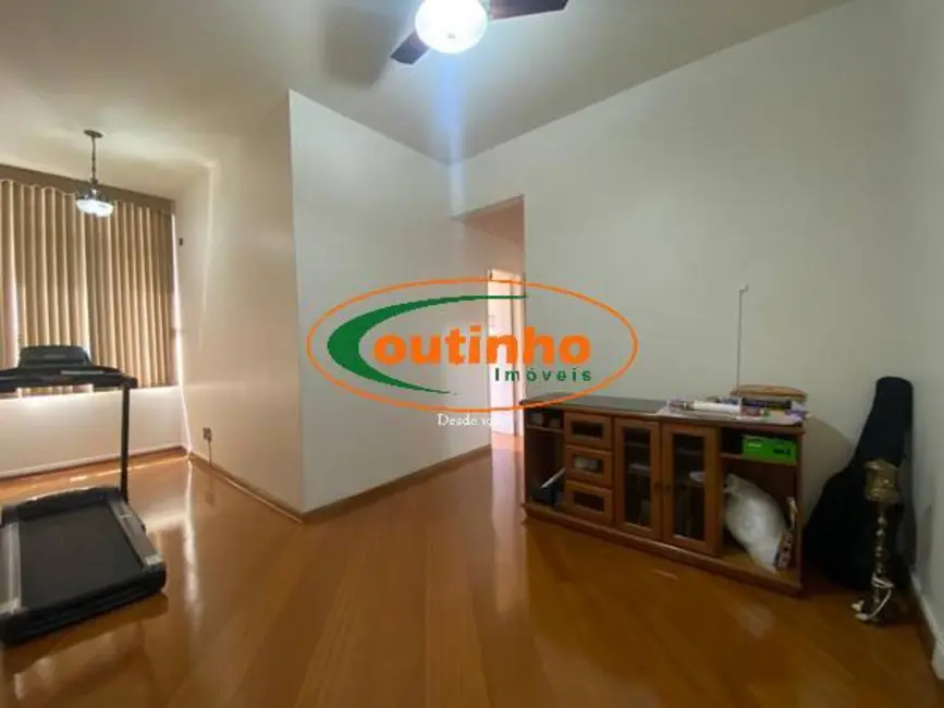 Foto 2 de Apartamento com 2 quartos à venda, 64m2 em Tijuca, Rio De Janeiro - RJ