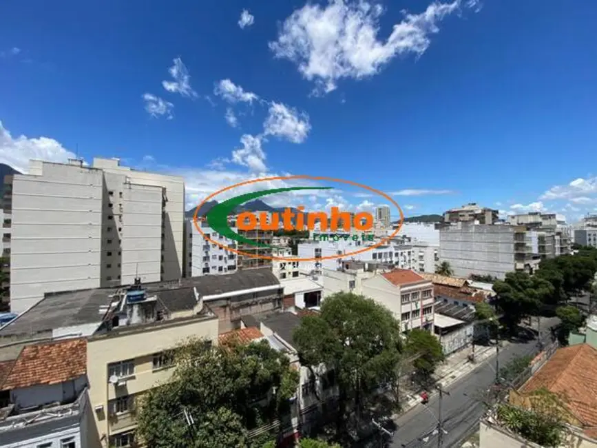 Apartamento com 2 quartos à venda, 92m2 em Tijuca, Rio De Janeiro - RJ - imagem 3 Foto 3 de Apartamento com 2 quartos à venda, 92m2 em Tijuca, Rio De Janeiro - RJ