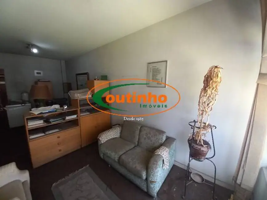 Sala Comercial à venda, 30m2 em Tijuca, Rio De Janeiro - RJ - imagem 8 Foto 8 de Sala Comercial à venda, 30m2 em Tijuca, Rio De Janeiro - RJ