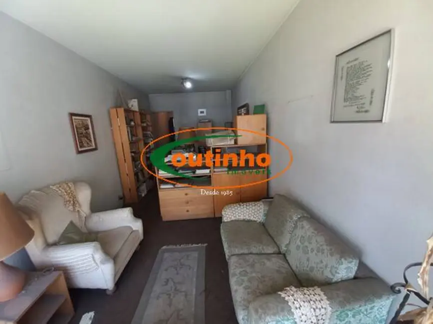 Sala Comercial à venda, 30m2 em Tijuca, Rio De Janeiro - RJ - imagem 3 Foto 3 de Sala Comercial à venda, 30m2 em Tijuca, Rio De Janeiro - RJ